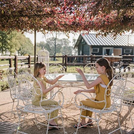 #Glamping@De Verloren Sinjoor Bladel Bagian luar foto