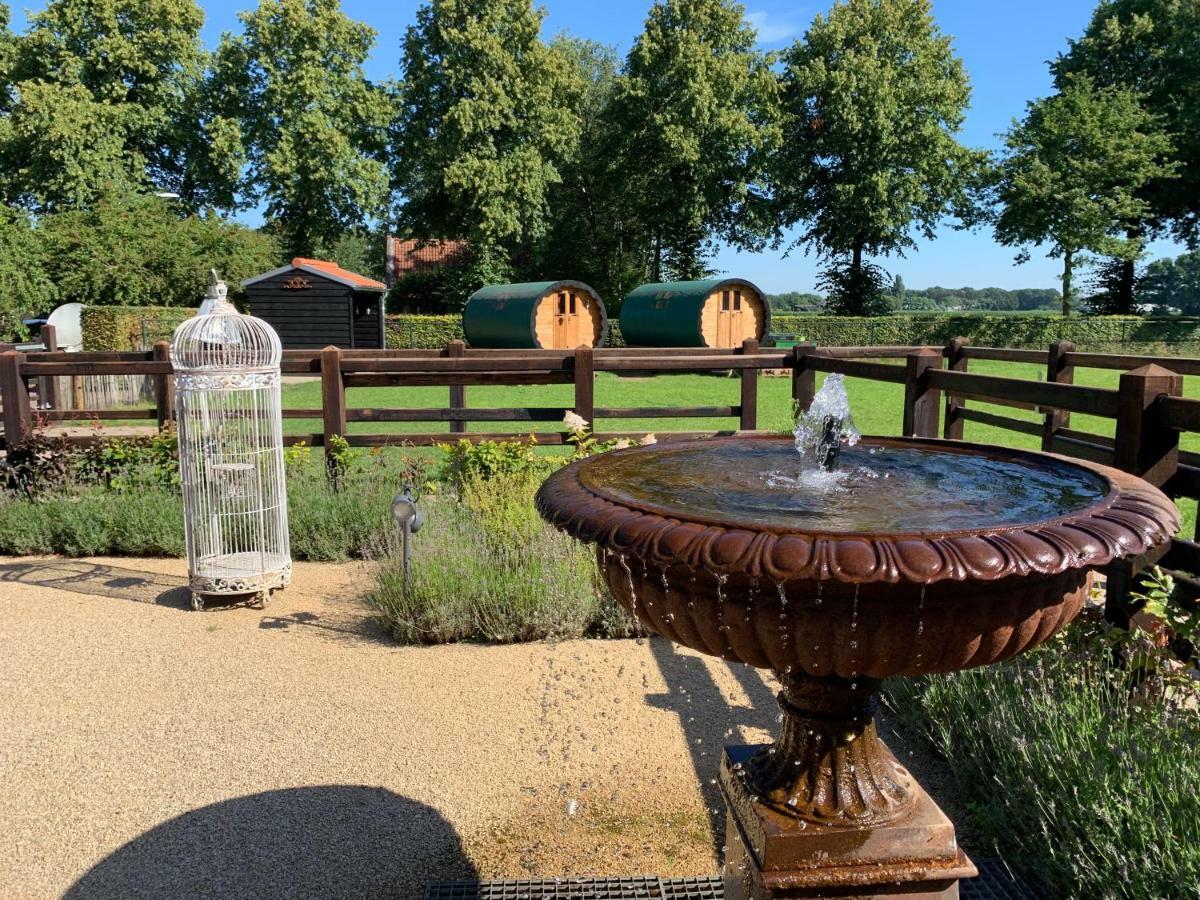 #Glamping@De Verloren Sinjoor Bladel Bagian luar foto