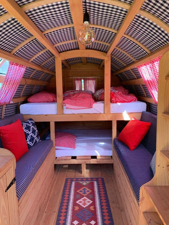 #Glamping@De Verloren Sinjoor Bladel Bagian luar foto