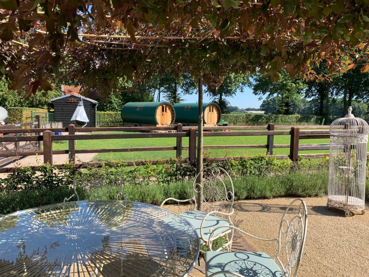#Glamping@De Verloren Sinjoor Bladel Bagian luar foto